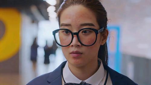 方圆脸初恋淡妆化妆教程,方圆脸怎么办