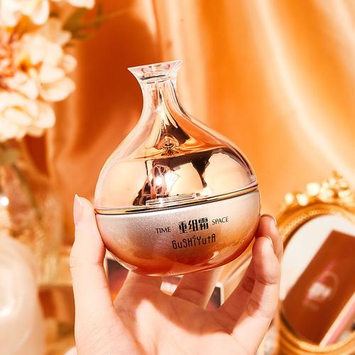 适合混干的化妆品全套推荐(什么牌子护肤品适合混干皮)-第3张图片-美妆 适合混干的化妆品全套推荐(什么牌子护肤品适合混干皮)-第3张图片-美妆