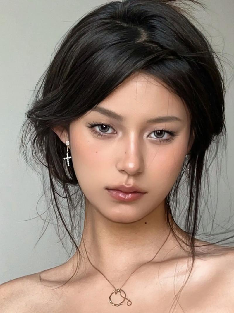 化妆教程淡妆黄皮美白,化淡妆步骤-第6张图片-美妆