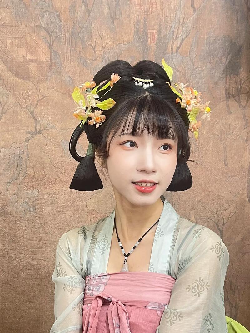 汉服新手化妆教程推荐(汉服怎么化妆好看)-第4张图片-美妆 汉服新手化妆教程推荐(汉服怎么化妆好看)-第4张图片-美妆
