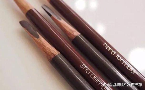 便携化妆品眉笔套装推荐（便携式化妆品）-第6张图片-美妆