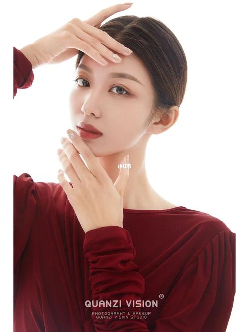 温柔的新手化妆教程(新手化妆怎么画)-第7张图片-美妆 温柔的新手化妆教程(新手化妆怎么画)-第7张图片-美妆