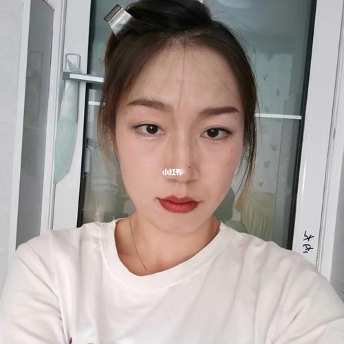 化妆无滤镜新手教程,化妆无滤镜新手教程-第2张图片-美妆 化妆无滤镜新手教程,化妆无滤镜新手教程-第2张图片-美妆