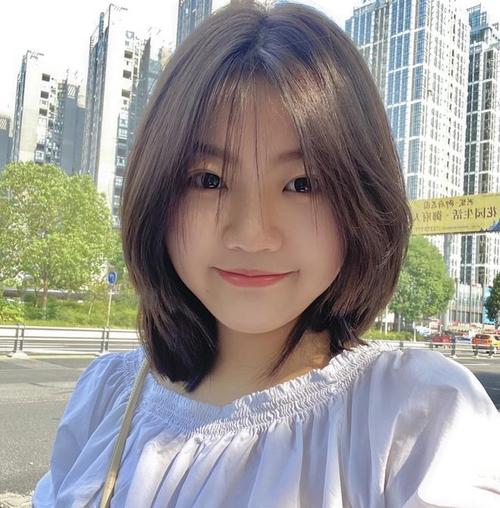 新手化妆教程微胖圆脸（圆脸化妆视频）-第6张图片-美妆