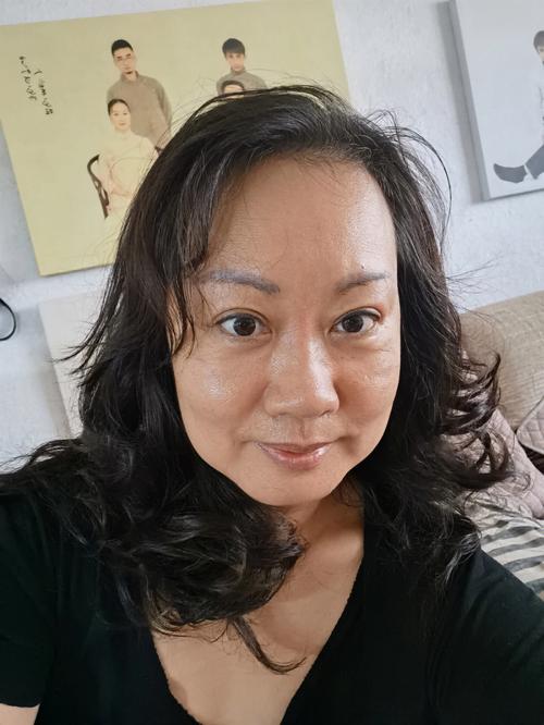 75后女人淡妆化妆教程(女人画淡妆怎么画)-第4张图片-美妆 75后女人淡妆化妆教程(女人画淡妆怎么画)-第4张图片-美妆