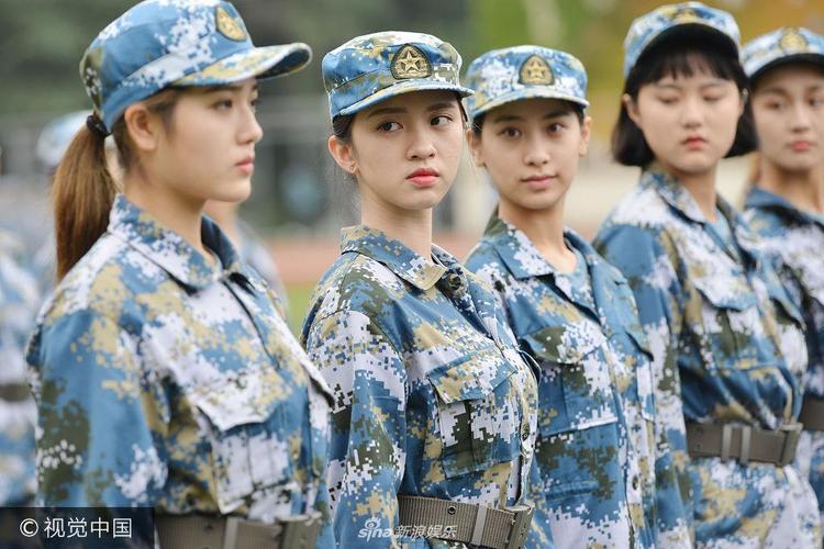 化妆教程淡妆军训（军训妆容教程）