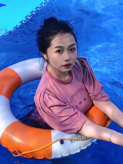 新手游泳化妆教程高级版,游泳化妆有什么影响吗-第4张图片-美妆 新手游泳化妆教程高级版,游泳化妆有什么影响吗-第4张图片-美妆