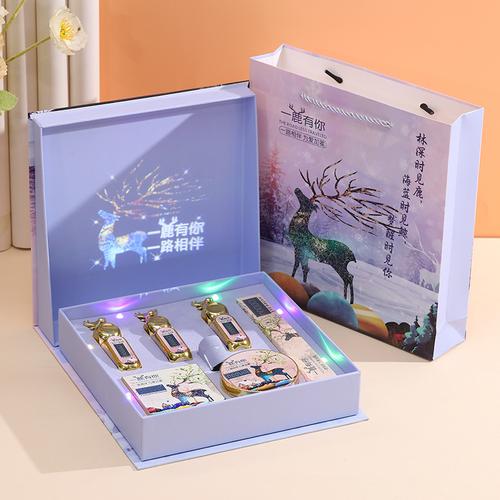 可爱套装化妆品推荐(可爱的化妆品牌)-第7张图片-美妆 可爱套装化妆品推荐(可爱的化妆品牌)-第7张图片-美妆