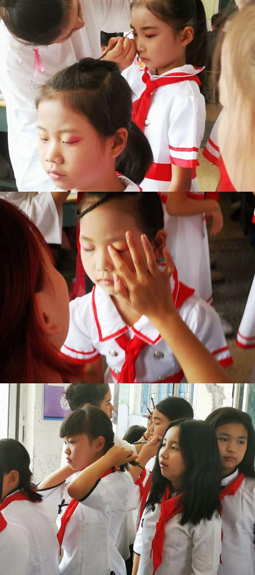 合唱化妆教程淡妆(合唱化妆教程淡妆图片)-第1张图片-美妆 合唱化妆教程淡妆(合唱化妆教程淡妆图片)-第1张图片-美妆