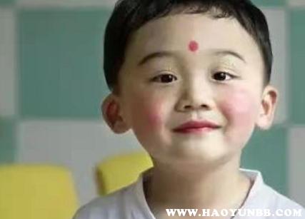幼儿淡妆化妆教程男孩,儿童淡妆的画法-第5张图片-美妆 幼儿淡妆化妆教程男孩,儿童淡妆的画法-第5张图片-美妆