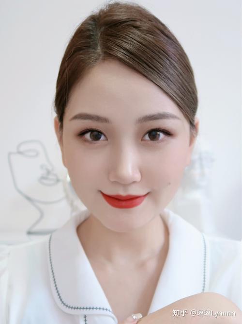 面试妆化妆品推荐,面试的化妆-第3张图片-美妆 面试妆化妆品推荐,面试的化妆-第3张图片-美妆