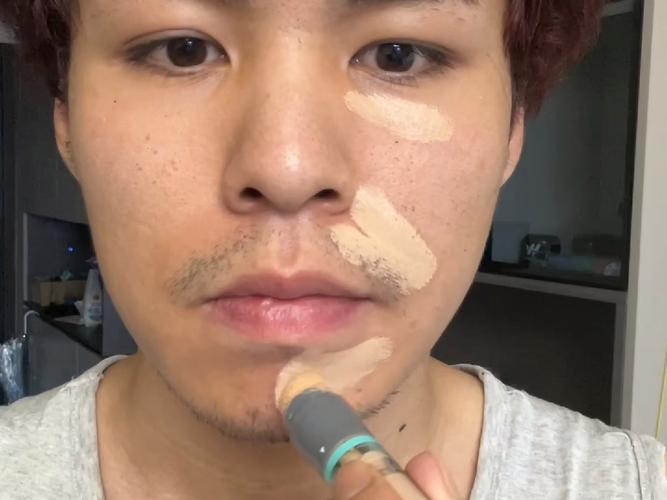 化妆新手淡妆教程男生(化妆新手淡妆教程男生视频)-第6张图片-美妆 化妆新手淡妆教程男生(化妆新手淡妆教程男生视频)-第6张图片-美妆
