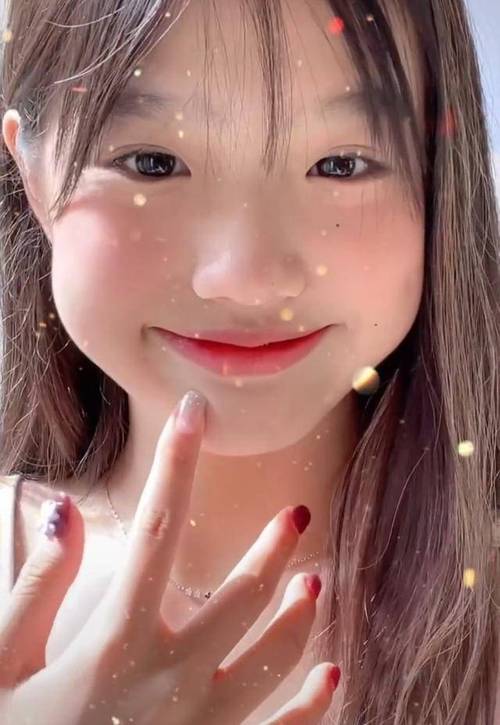 化妆教程淡妆圆脸型女生(化妆教程淡妆圆脸型女生)-第6张图片-美妆 化妆教程淡妆圆脸型女生(化妆教程淡妆圆脸型女生)-第6张图片-美妆