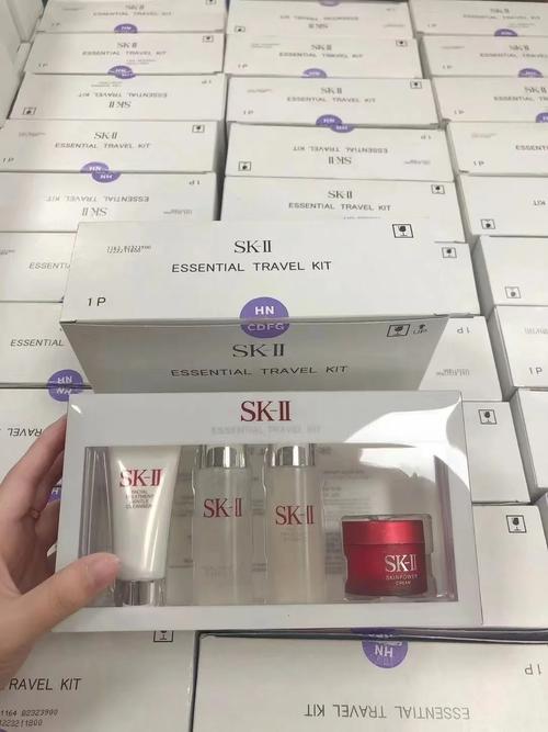 初学化妆品套装推荐正品,初学者化妆品套装品牌推荐-第1张图片-美妆 初学化妆品套装推荐正品,初学者化妆品套装品牌推荐-第1张图片-美妆