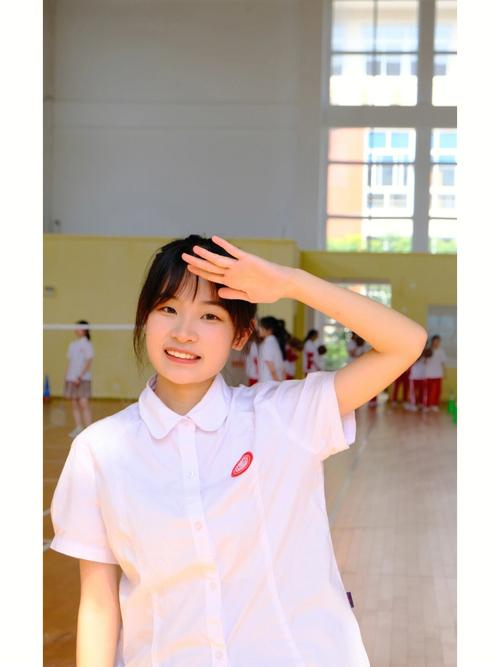 男生毕业照化妆淡妆教程(男生毕业妆容)-第5张图片-美妆 男生毕业照化妆淡妆教程(男生毕业妆容)-第5张图片-美妆