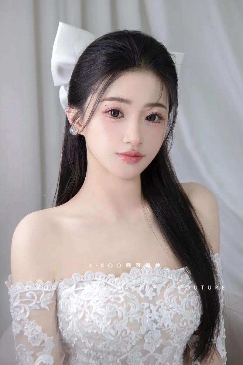 清纯化妆新手教程,清纯妆容画法-第4张图片-美妆 清纯化妆新手教程,清纯妆容画法-第4张图片-美妆