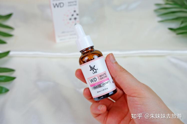 外出旅行化妆品眼影推荐(出门旅游化妆品携带妙招)-第4张图片-美妆 外出旅行化妆品眼影推荐(出门旅游化妆品携带妙招)-第4张图片-美妆