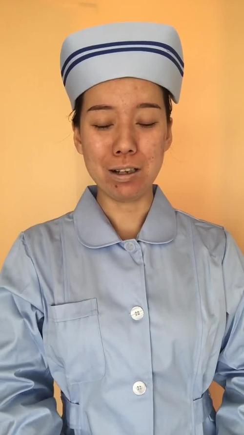 护士淡妆化妆教程（护士淡妆化妆教程图解）-第1张图片-美妆