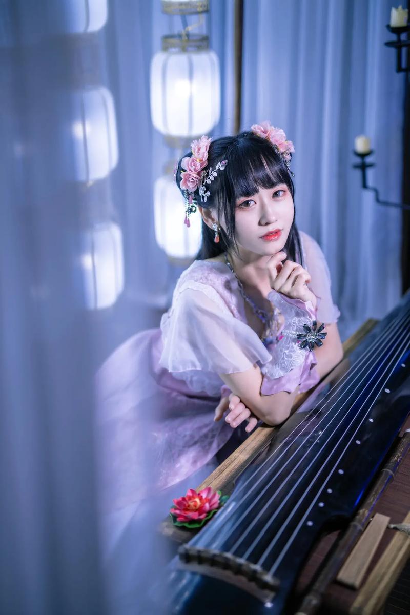 新手化妆古风淡妆教程女(新手化妆古风淡妆教程女图片)-第2张图片-美妆 新手化妆古风淡妆教程女(新手化妆古风淡妆教程女图片)-第2张图片-美妆