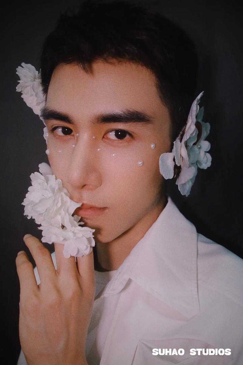 夏季怎么化妆教程淡妆男士(男生夏天化妆的正确步骤)-第6张图片-美妆 夏季怎么化妆教程淡妆男士(男生夏天化妆的正确步骤)-第6张图片-美妆