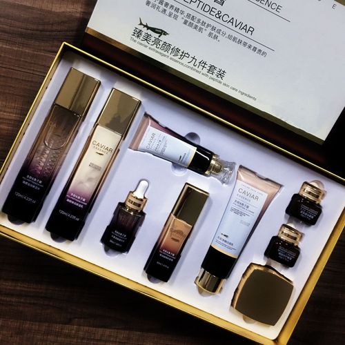 新年套装推荐化妆品,新年套装推荐化妆品品牌-第2张图片-美妆 新年套装推荐化妆品,新年套装推荐化妆品品牌-第2张图片-美妆