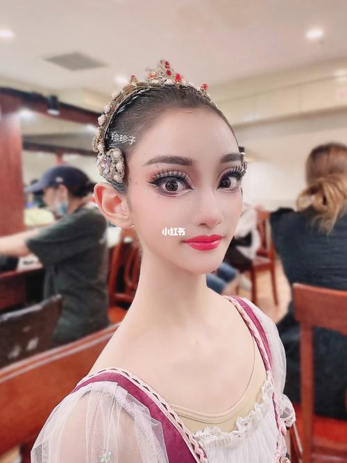 程十安同款化妆品推荐(程十安推荐的美妆全套)-第6张图片-美妆 程十安同款化妆品推荐(程十安推荐的美妆全套)-第6张图片-美妆