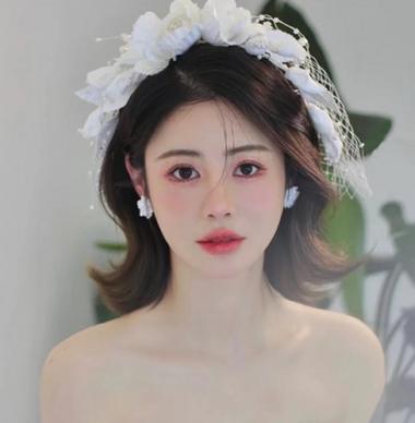 短发刘海发型淡妆化妆教程(短发的刘海应该怎么扎更显得时尚好看)-第7张图片-美妆 短发刘海发型淡妆化妆教程(短发的刘海应该怎么扎更显得时尚好看)-第7张图片-美妆