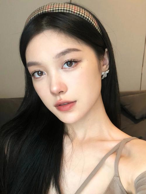 男生约会化妆教程淡妆,男生约会怎么化妆-第3张图片-美妆 男生约会化妆教程淡妆,男生约会怎么化妆-第3张图片-美妆