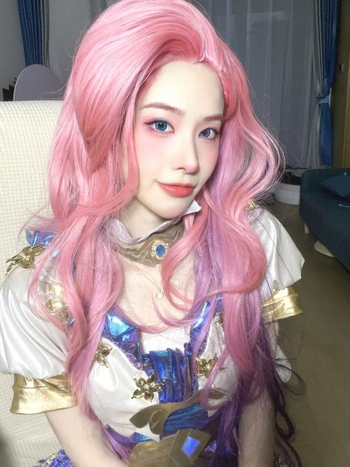 新手cos化妆教程男士(新手cos化妆教程男士)-第4张图片-美妆 新手cos化妆教程男士(新手cos化妆教程男士)-第4张图片-美妆