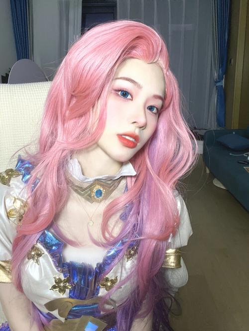 新手cos化妆教程男士(新手cos化妆教程男士)-第6张图片-美妆 新手cos化妆教程男士(新手cos化妆教程男士)-第6张图片-美妆