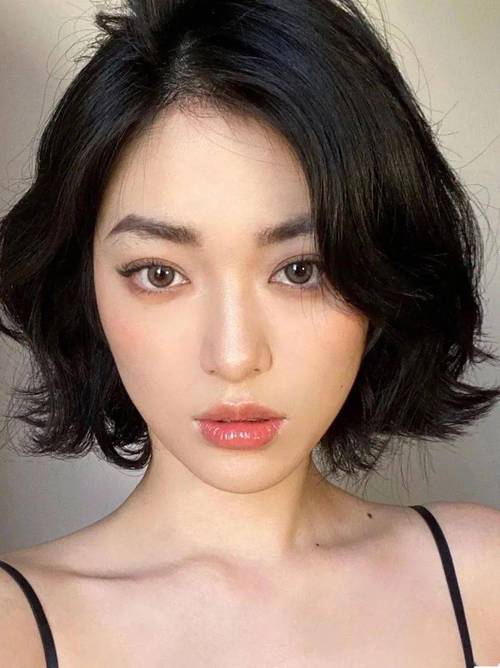 长脸下庭长新手化妆教程（下庭比较长 怎么化妆）