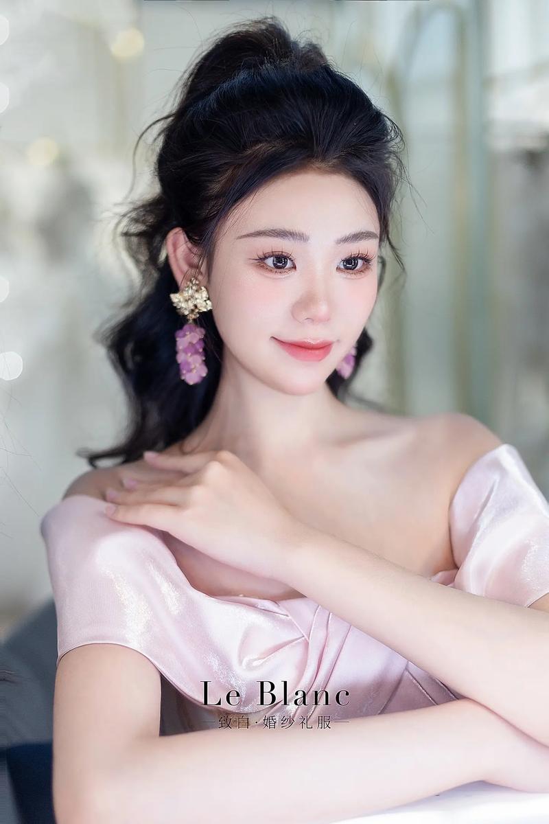 新手学生清纯化妆教程,新手学生清纯化妆教程图片-第1张图片-美妆 新手学生清纯化妆教程,新手学生清纯化妆教程图片-第1张图片-美妆