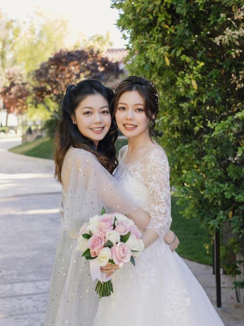 伴娘新手化妆教程淡妆(伴娘化妆图片大全)-第2张图片-美妆 伴娘新手化妆教程淡妆(伴娘化妆图片大全)-第2张图片-美妆