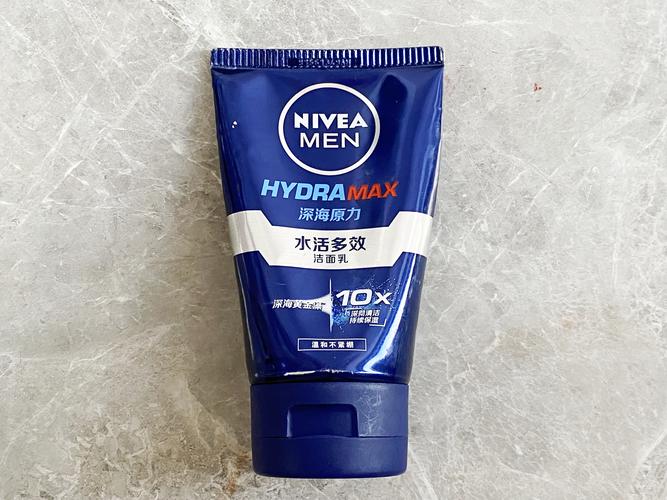 绿色化妆品洗面奶推荐男士,男士护肤品绿色套装的有哪些