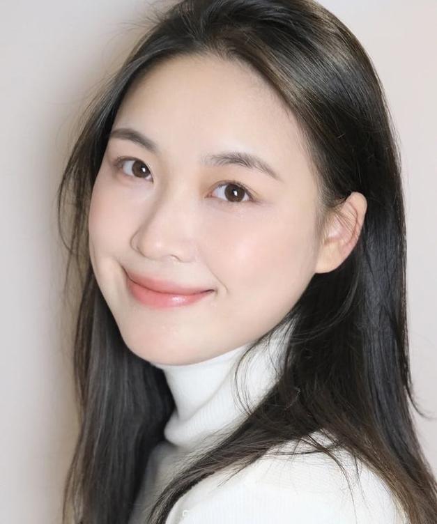 老人如何化妆教程淡妆步骤,老年人化妆技巧-第4张图片-美妆 老人如何化妆教程淡妆步骤,老年人化妆技巧-第4张图片-美妆