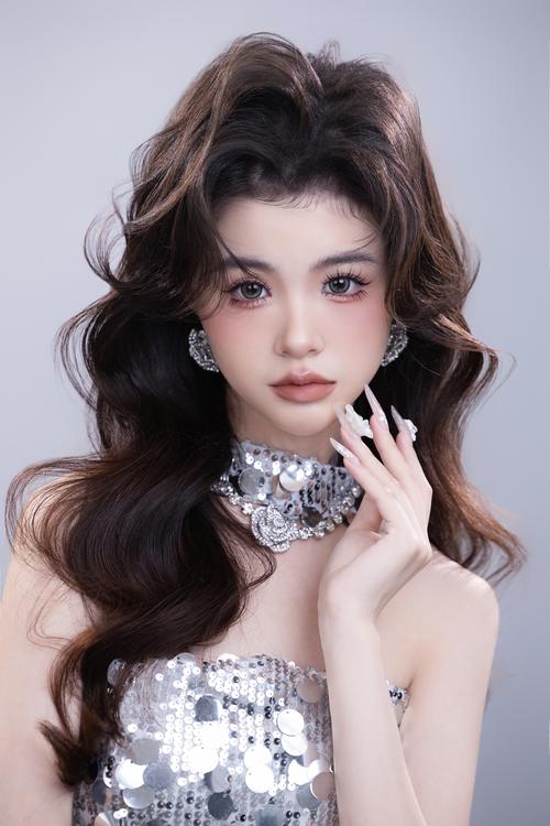 微瑕疵皮新手化妆教程,化妆品微瑕疵是指-第2张图片-美妆 微瑕疵皮新手化妆教程,化妆品微瑕疵是指-第2张图片-美妆