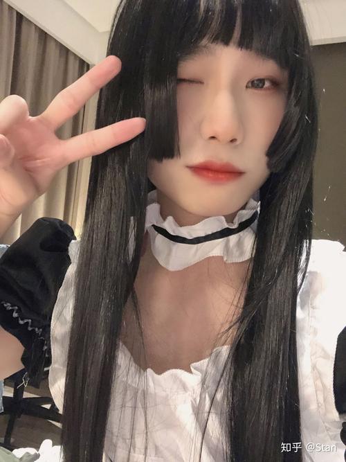 伪娘化妆教程淡妆步骤(伪娘画妆)-第1张图片-美妆 伪娘化妆教程淡妆步骤(伪娘画妆)-第1张图片-美妆