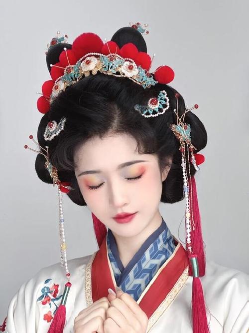 公主化妆步骤教程新手(公主化妆步骤教程新手怎么学)-第1张图片-美妆 公主化妆步骤教程新手(公主化妆步骤教程新手怎么学)-第1张图片-美妆