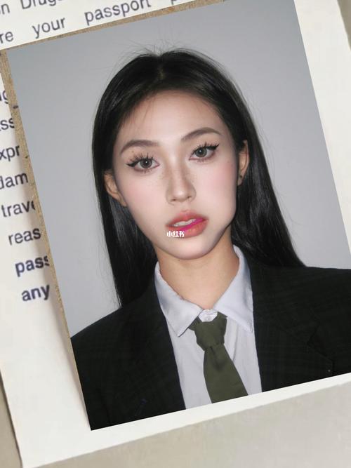 新手化妆保姆教程淡妆(新手化妆视频教程淡妆)-第4张图片-美妆 新手化妆保姆教程淡妆(新手化妆视频教程淡妆)-第4张图片-美妆