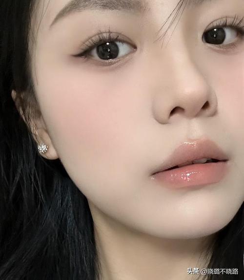 面试男士淡妆化妆教程,男生面试化妆-第1张图片-美妆 面试男士淡妆化妆教程,男生面试化妆-第1张图片-美妆
