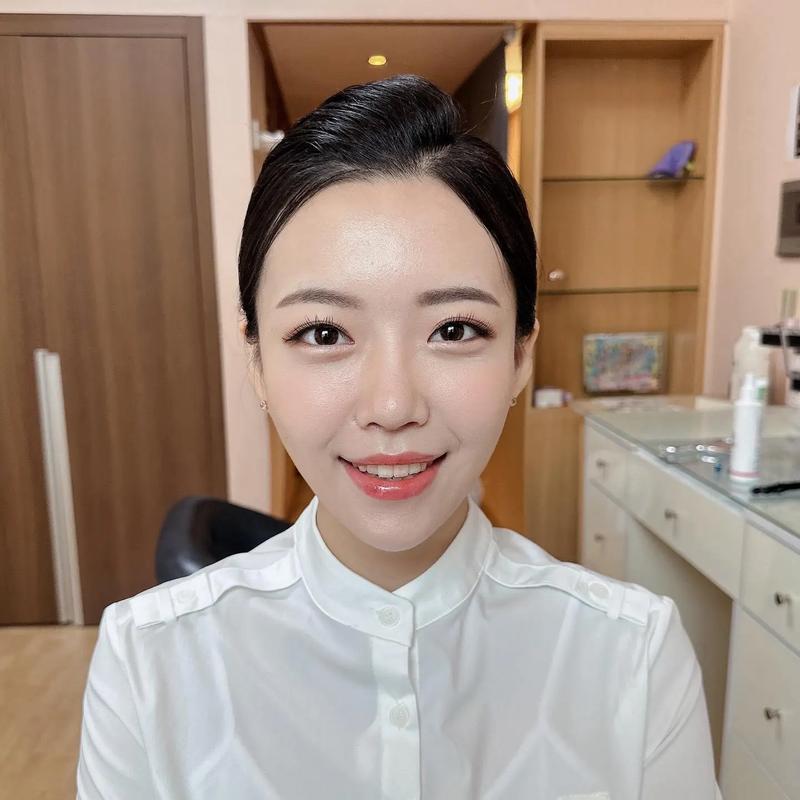 面试男士淡妆化妆教程,男生面试化妆-第4张图片-美妆 面试男士淡妆化妆教程,男生面试化妆-第4张图片-美妆
