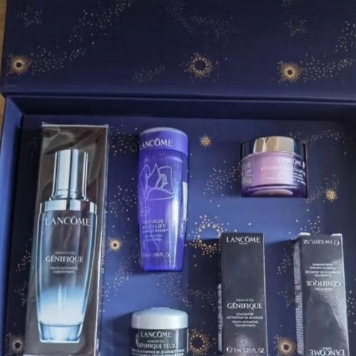 送朋友化妆品礼盒推荐(送朋友化妆品送什么)-第4张图片-美妆 送朋友化妆品礼盒推荐(送朋友化妆品送什么)-第4张图片-美妆