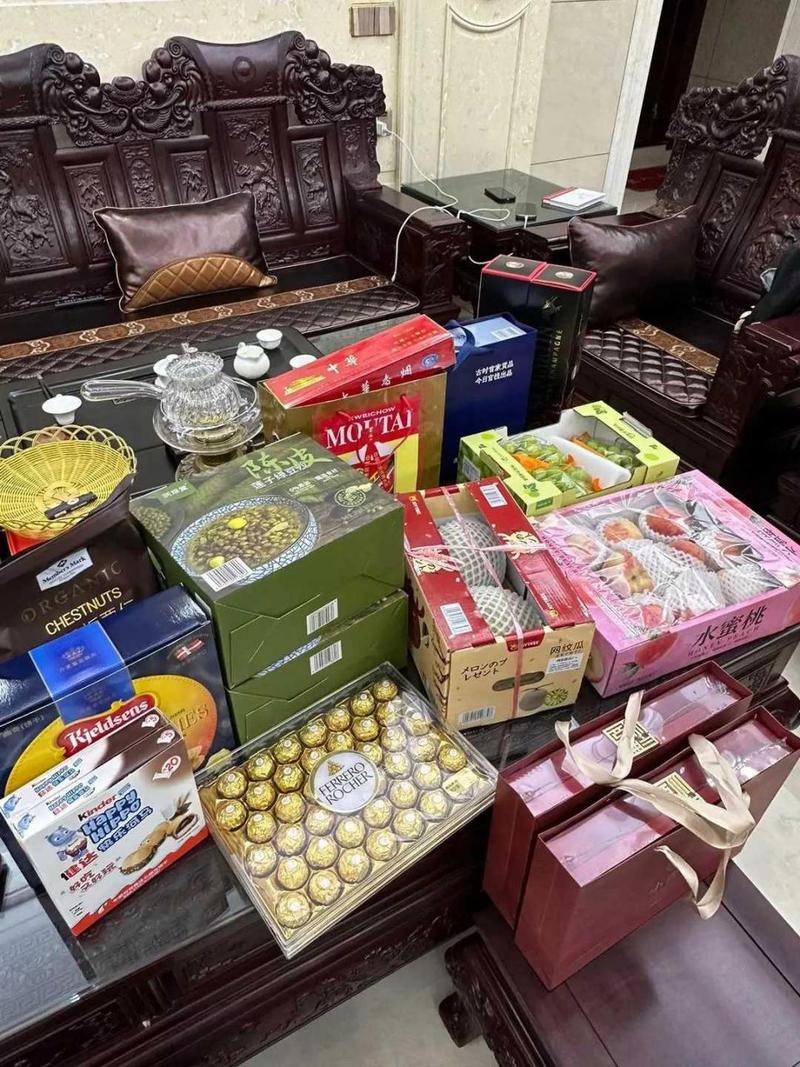谈恋爱必备化妆品推荐男,谈恋爱需要化妆吗?-第5张图片-美妆