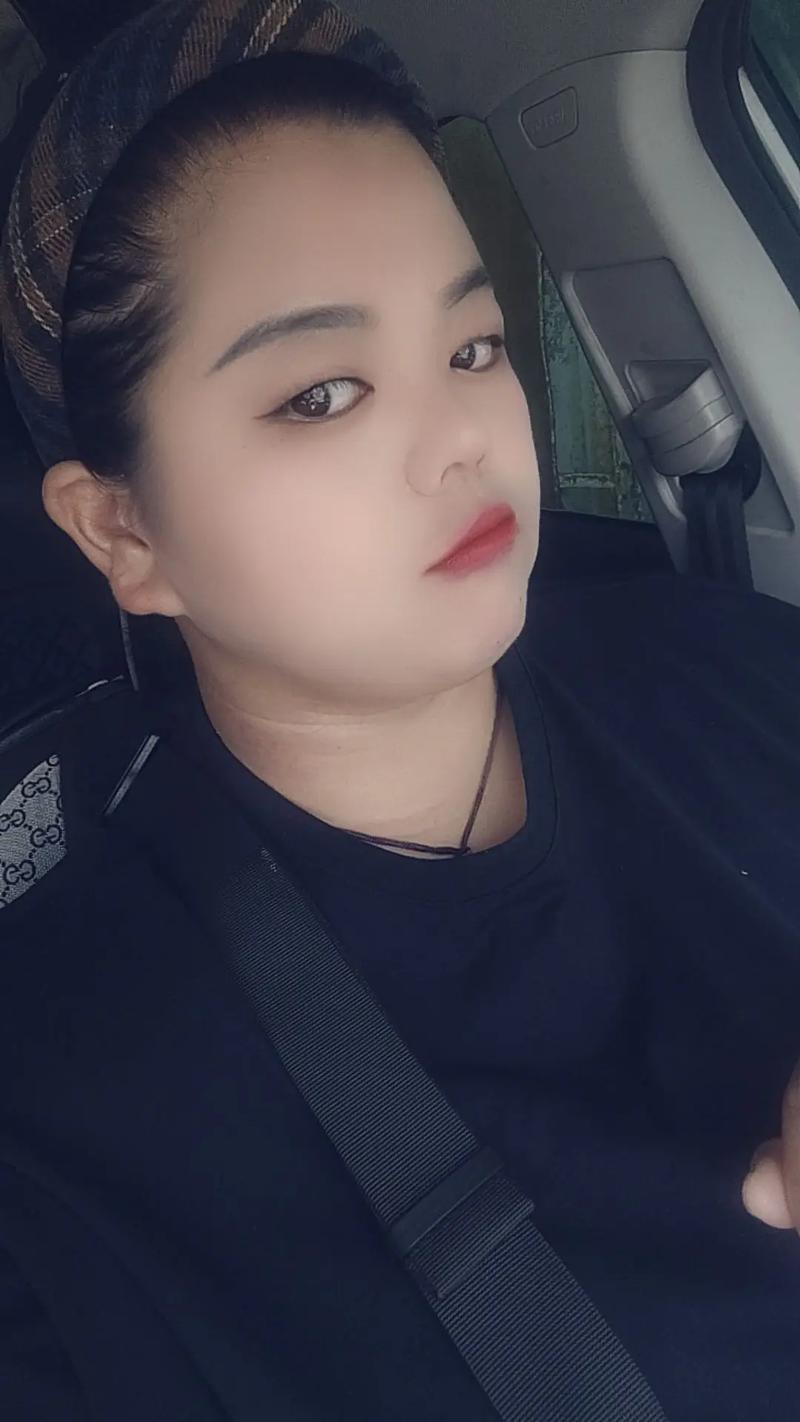 胖女孩化妆淡妆教程(胖女孩化妆淡妆教程)-第2张图片-美妆 胖女孩化妆淡妆教程(胖女孩化妆淡妆教程)-第2张图片-美妆