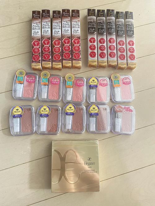 出国必备化妆品全套推荐,出国旅游化妆品怎么带-第8张图片-美妆 出国必备化妆品全套推荐,出国旅游化妆品怎么带-第8张图片-美妆