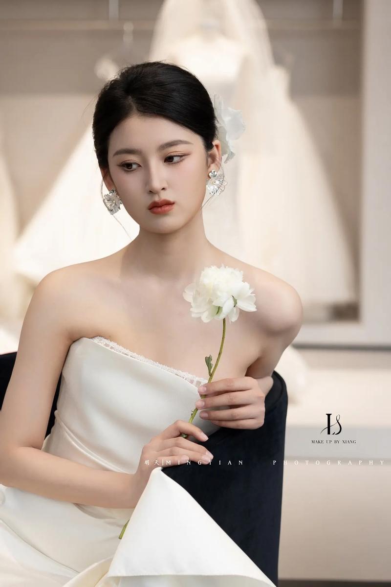 新娘淡妆化妆教程,新娘淡妆化妆教程图解-第6张图片-美妆 新娘淡妆化妆教程,新娘淡妆化妆教程图解-第6张图片-美妆