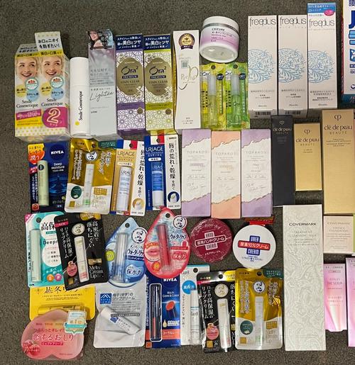 化妆新手化妆品开箱教程（化妆品开装后能用多久）