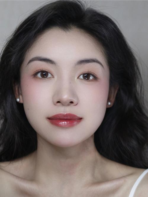 新手化妆甜妹教程（新手化妆甜妹教程图片）