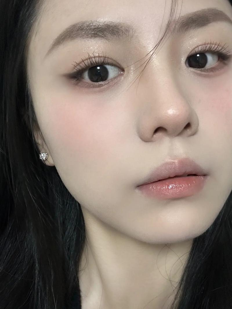 化妆眉毛教程淡妆,化妆眉毛教学-第5张图片-美妆 化妆眉毛教程淡妆,化妆眉毛教学-第5张图片-美妆