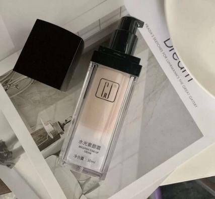 适合伪素颜化妆品推荐(伪素颜的化妆品)-第3张图片-美妆 适合伪素颜化妆品推荐(伪素颜的化妆品)-第3张图片-美妆